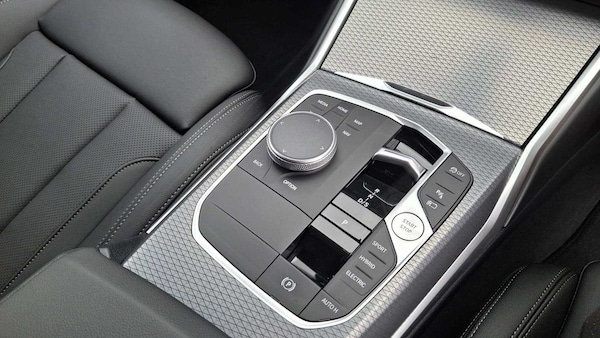 Used BMW 3 Series 2025 for sale - 75260028: Photo 10