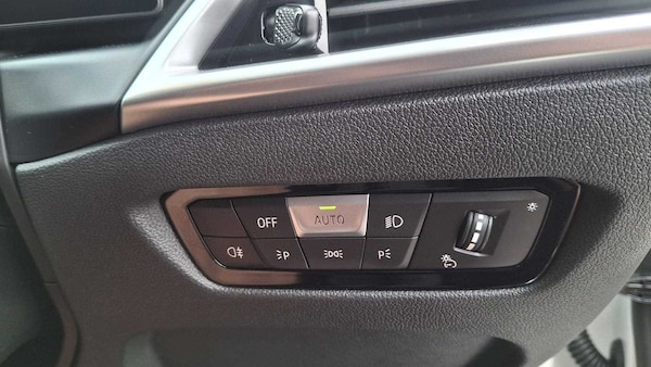 Used BMW 3 Series 2025 for sale - 75260028: Photo 13