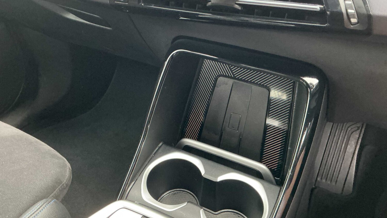 Used BMW iX1 2023 for sale - 78187935: Photo 15