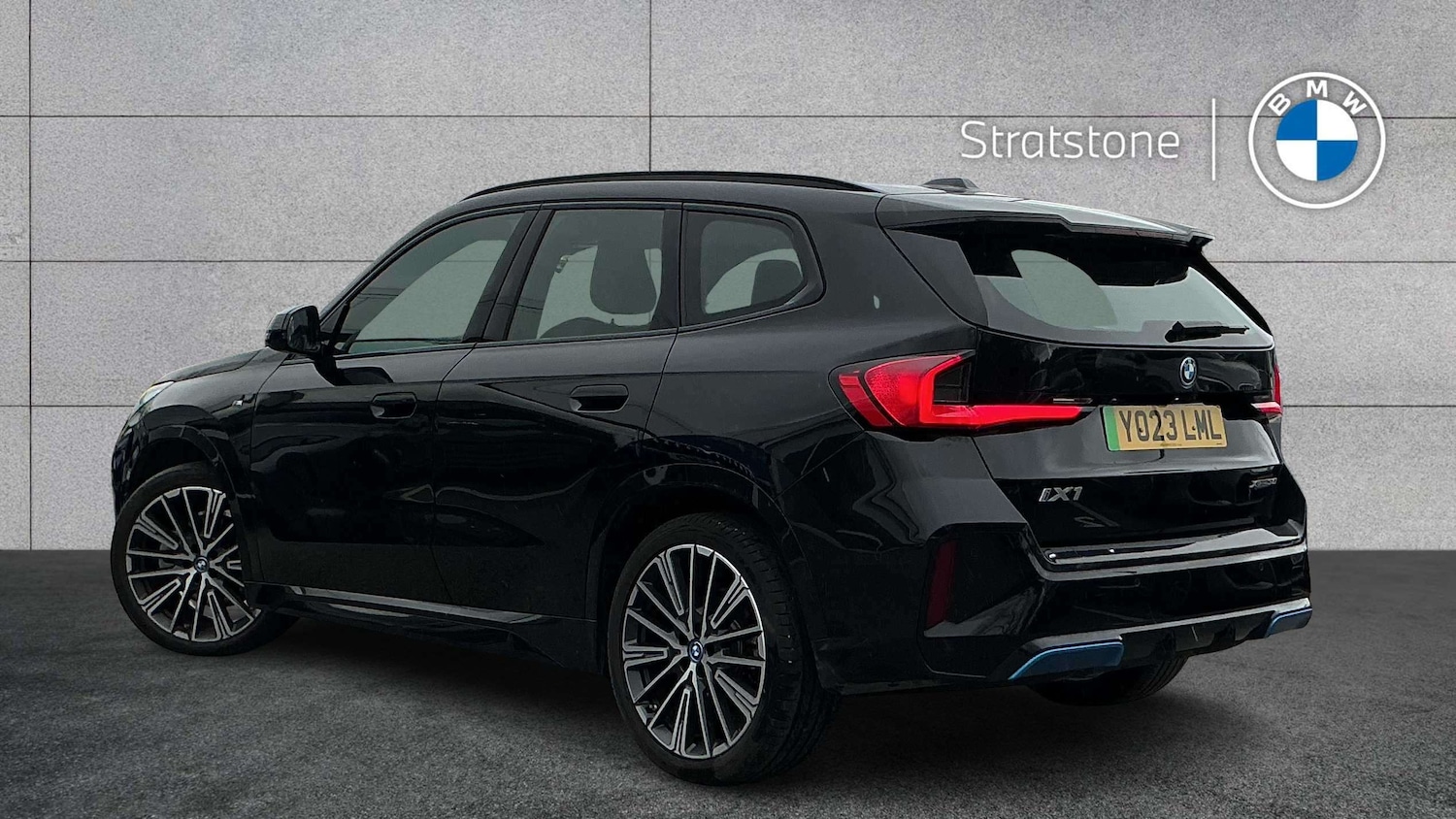 Used BMW iX1 2023 for sale - 78187935: Photo 2