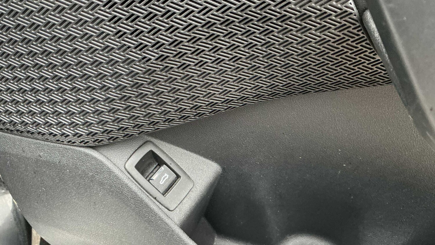 Used BMW iX1 2023 for sale - 78187935: Photo 28