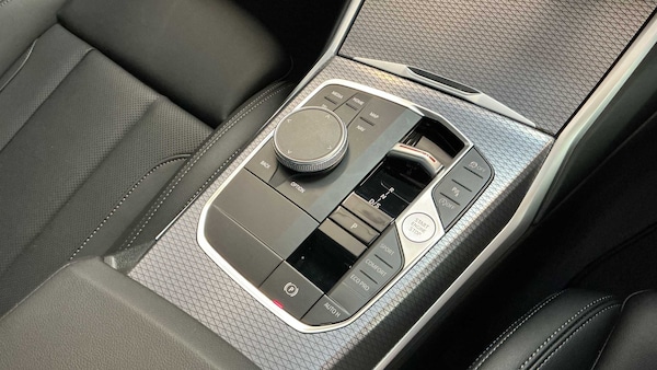 Used BMW 3 Series 2025 for sale - 76242457: Photo 10