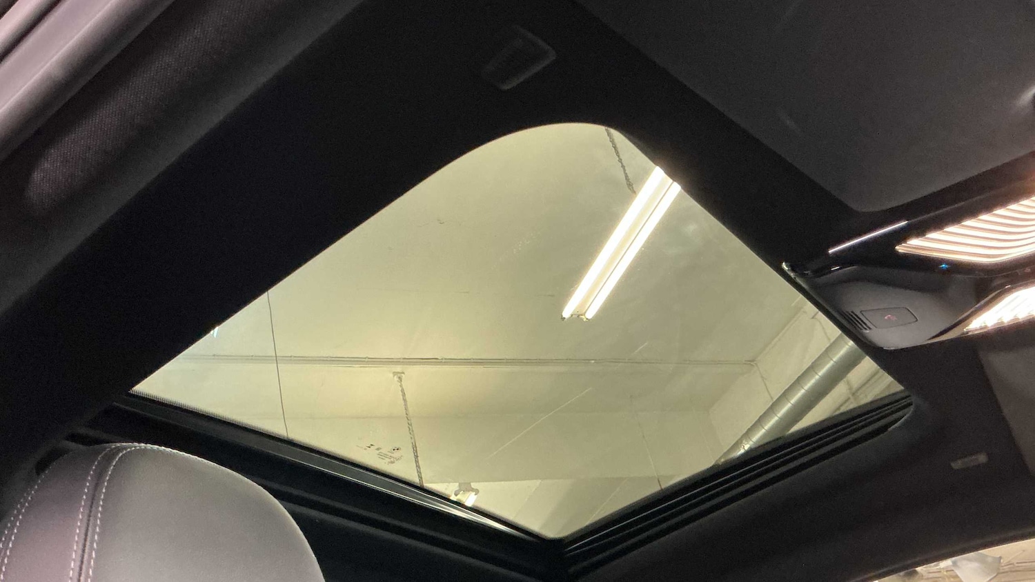 Used BMW i4 2023 for sale - 77772373: Photo 12