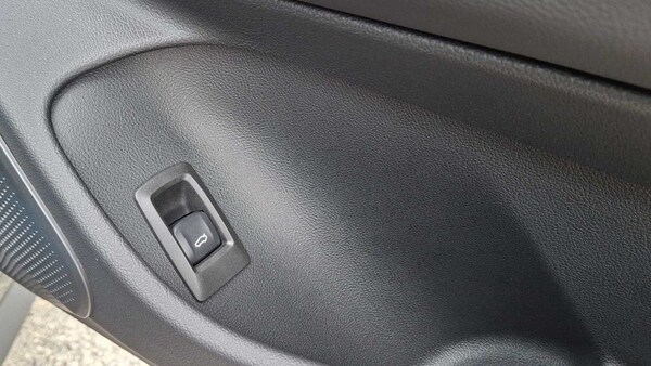 Used BMW i4 2025 for sale - 75405486: Photo 23