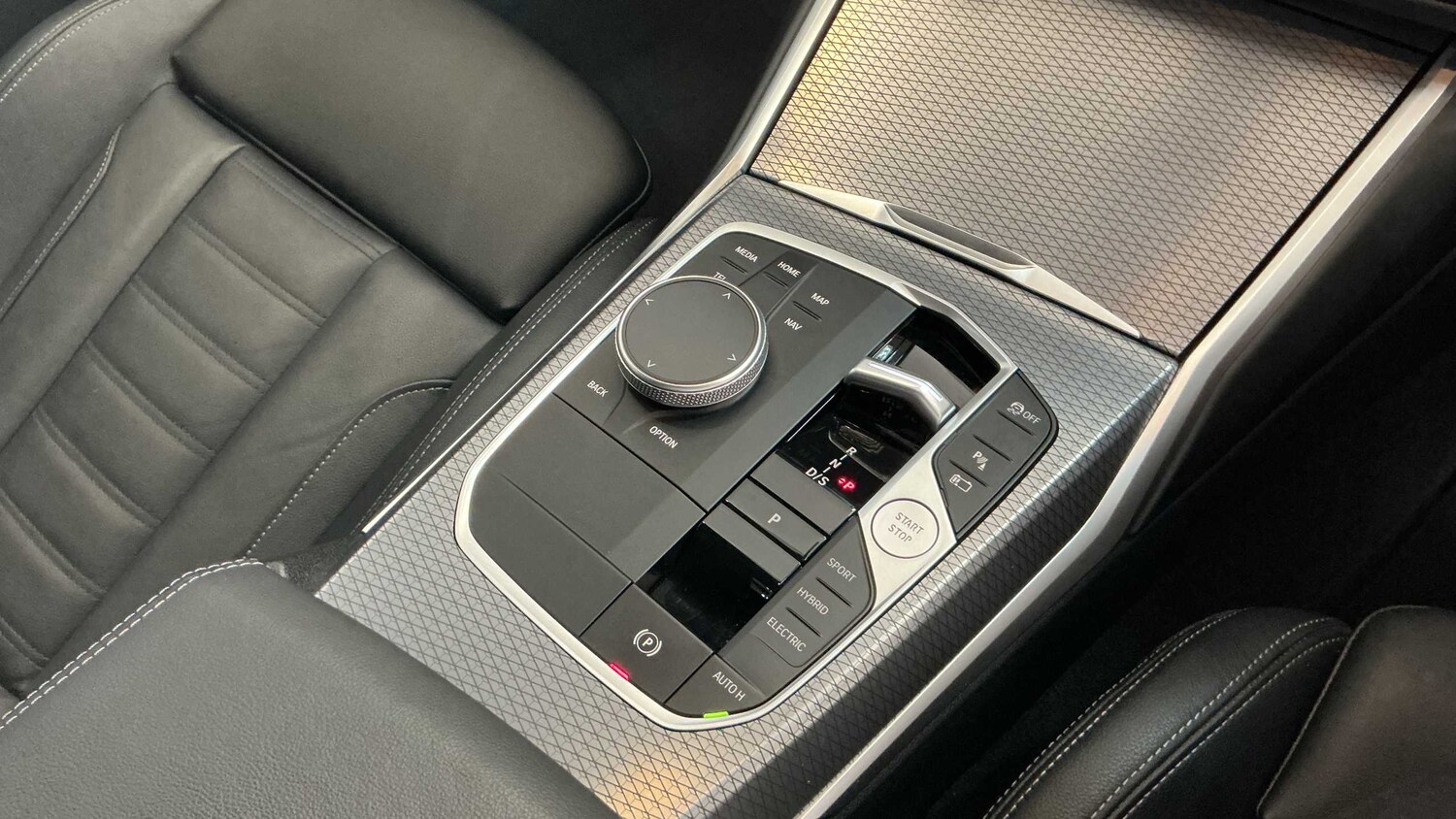 Used BMW 3 Series 2024 for sale - 77960859: Photo 10