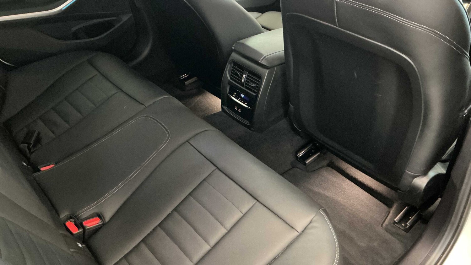 Used BMW 3 Series 2024 for sale - 77960859: Photo 25