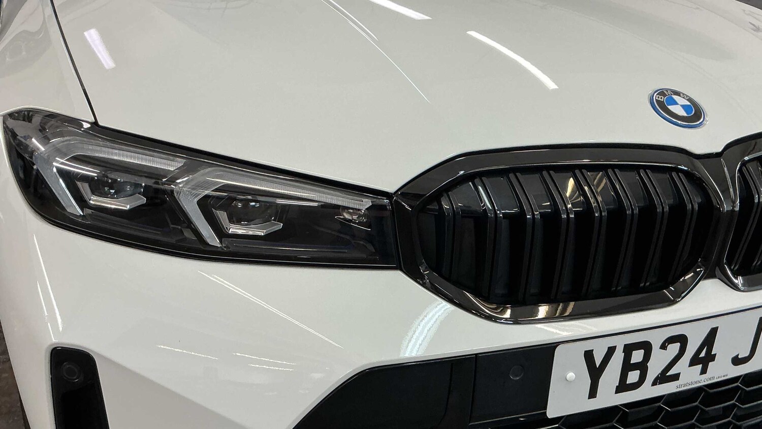 Used BMW 3 Series 2024 for sale - 77960859: Photo 31