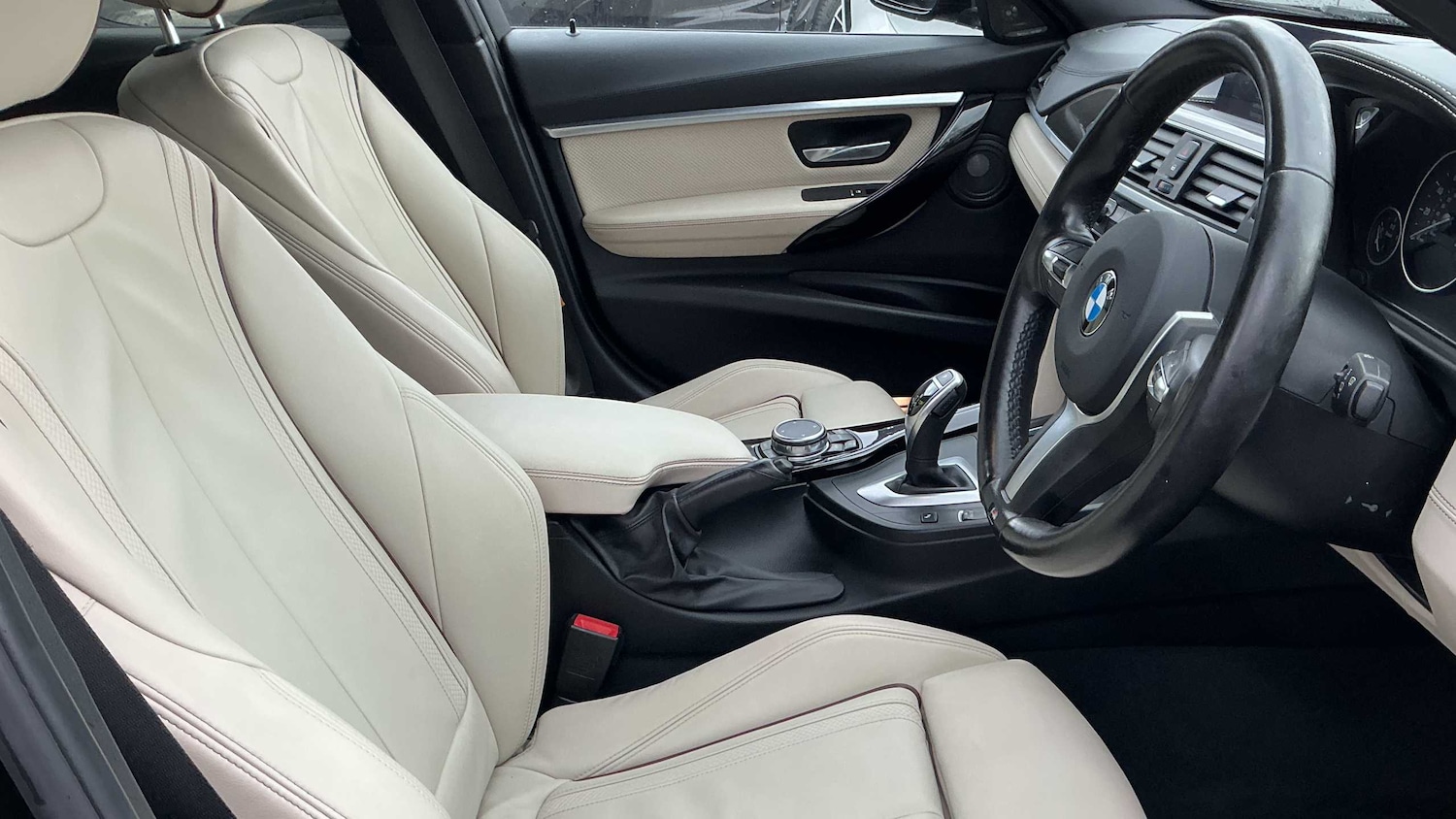 Used BMW 3 Series 2016 for sale - 77943053: Photo 21