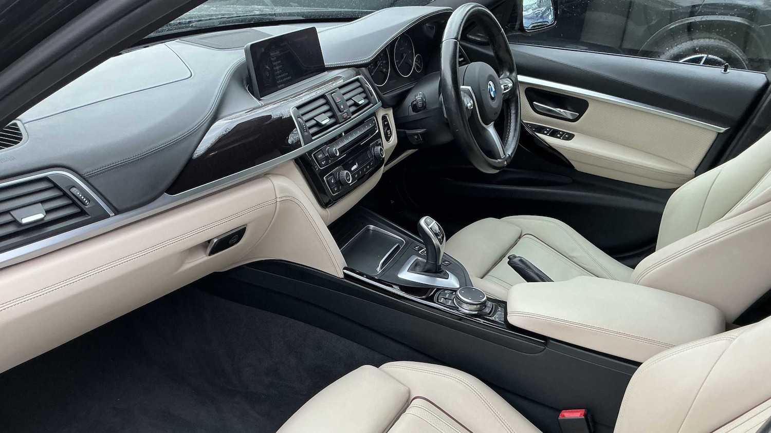 Used BMW 3 Series 2016 for sale - 77943053: Photo 8