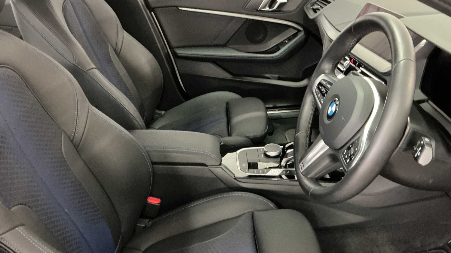 Used BMW 1 Series 2023 for sale - 76272043: Photo 17