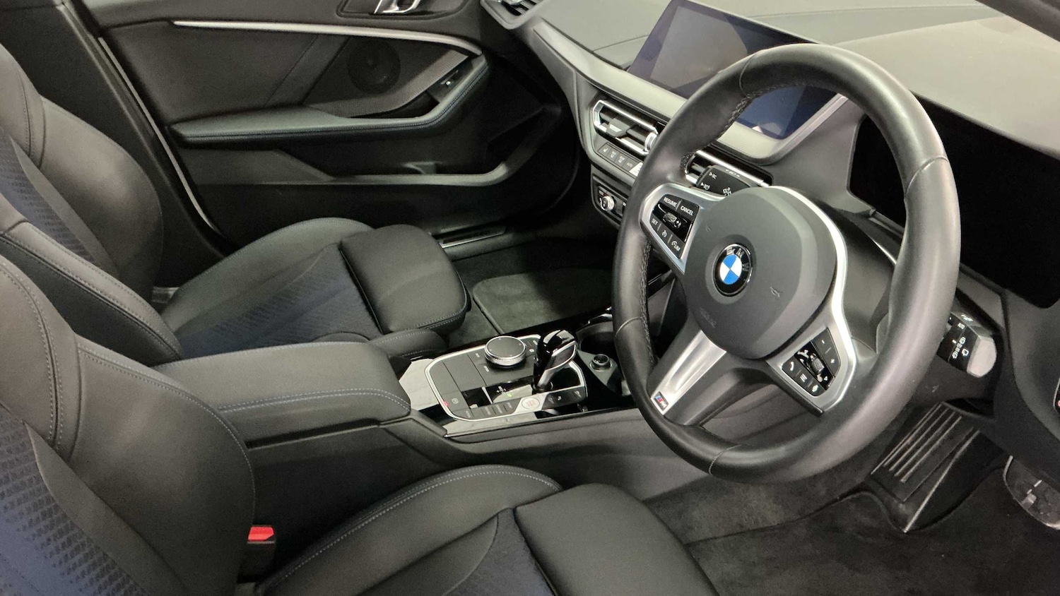 Used BMW 1 Series 2023 for sale - 76272043: Photo 5
