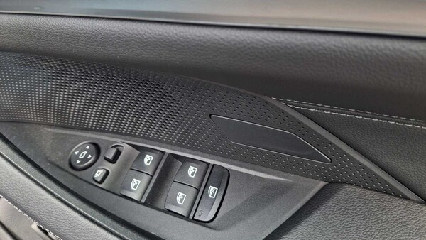 Used BMW i4 2025 for sale - 75218608: Photo 24