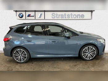 Used BMW 2 Series 2022 for sale - 76191855: Photo