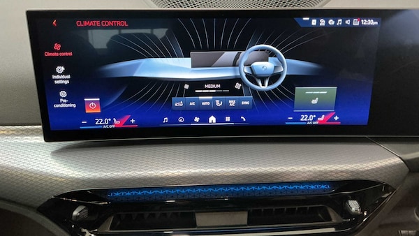 Used BMW i4 2025 for sale - 76339560: Photo 12