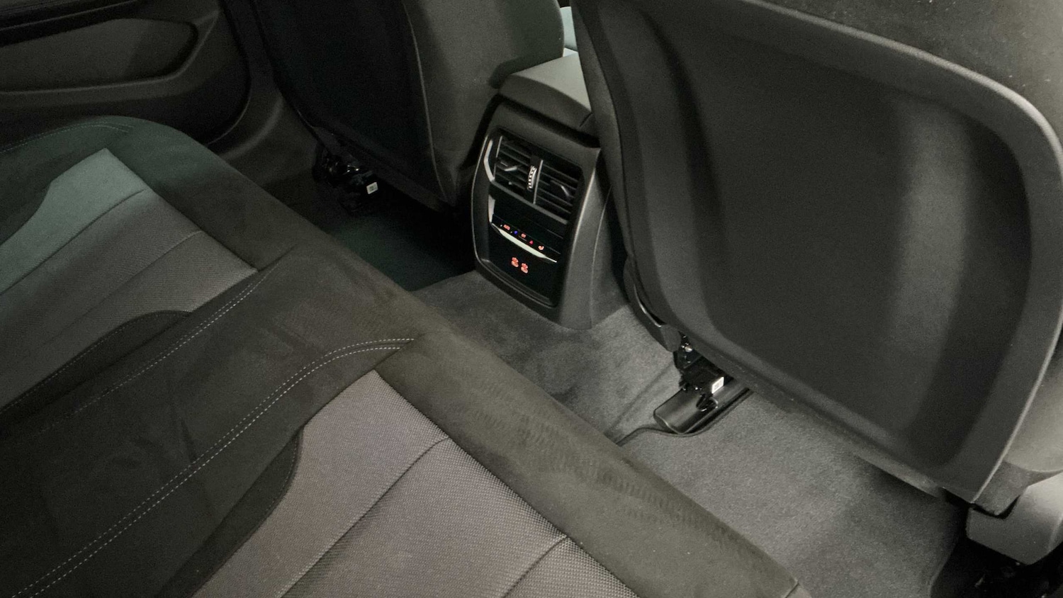 Used BMW i4 2025 for sale - 76339560: Photo 22