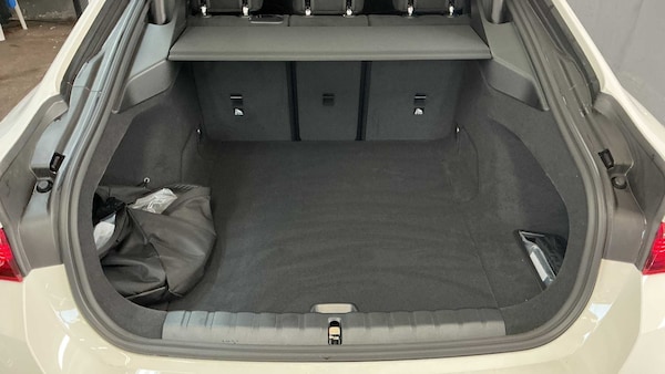 Used BMW i4 2025 for sale - 76339560: Photo 27