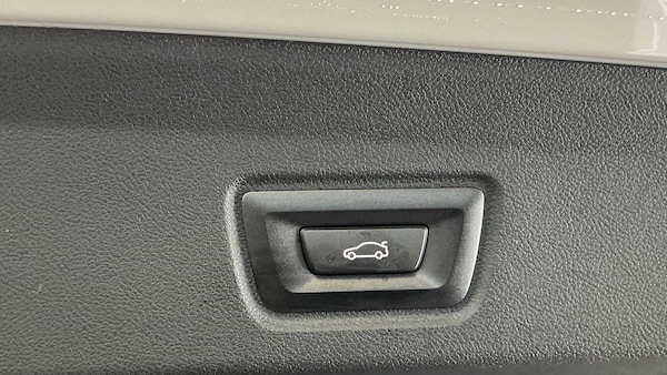 Used BMW i4 2025 for sale - 76339560: Photo 28