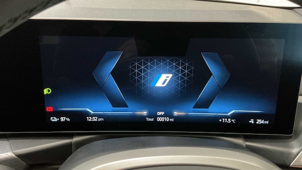 Used BMW i4 2025 for sale - 76339560: Photo 8