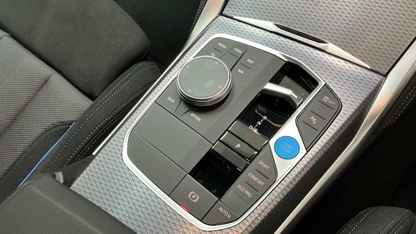 Used BMW i4 2025 for sale - 76339560: Photo 9