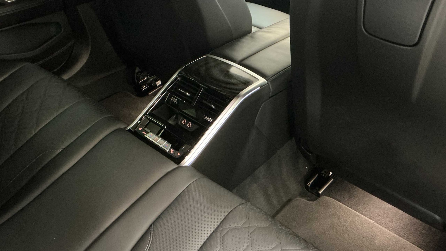 Used BMW M8 2025 for sale - 76587732: Photo 25