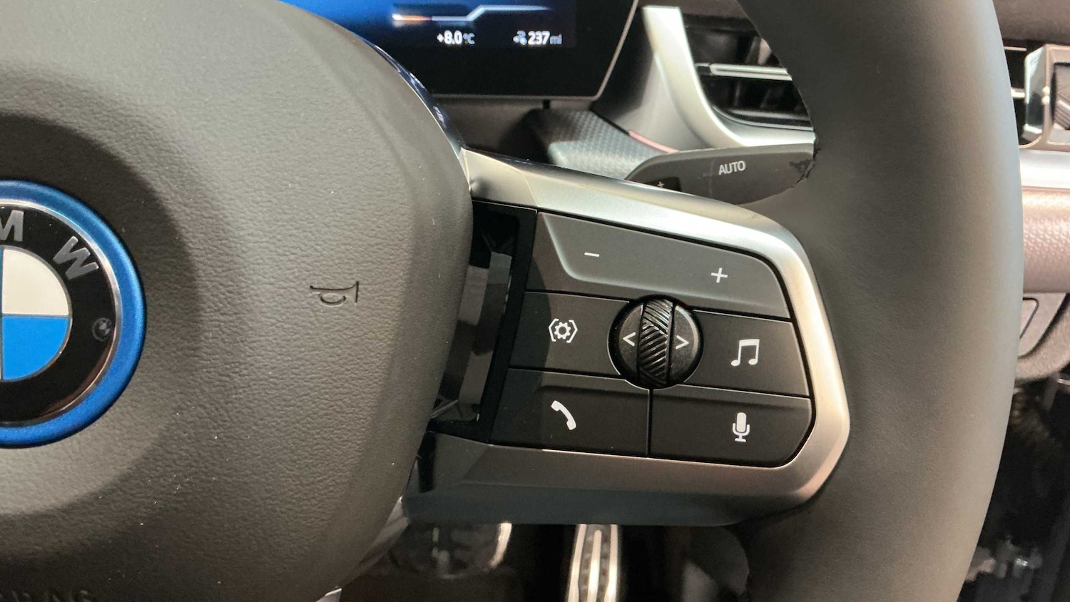 Used BMW iX2 2025 for sale - 76875670: Photo 18