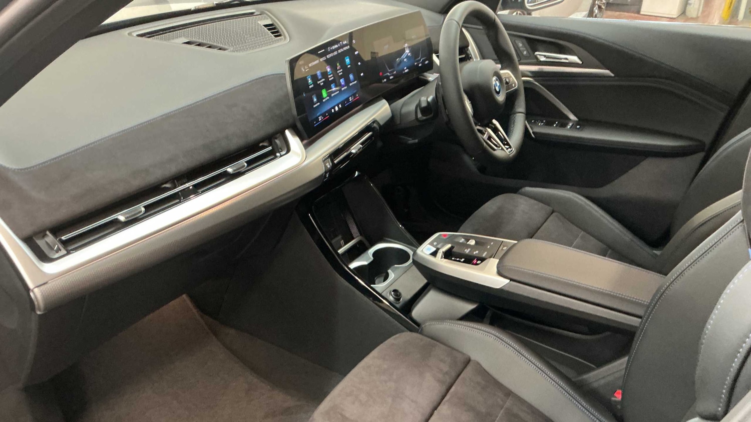 Used BMW iX2 2025 for sale - 76875670: Photo 8