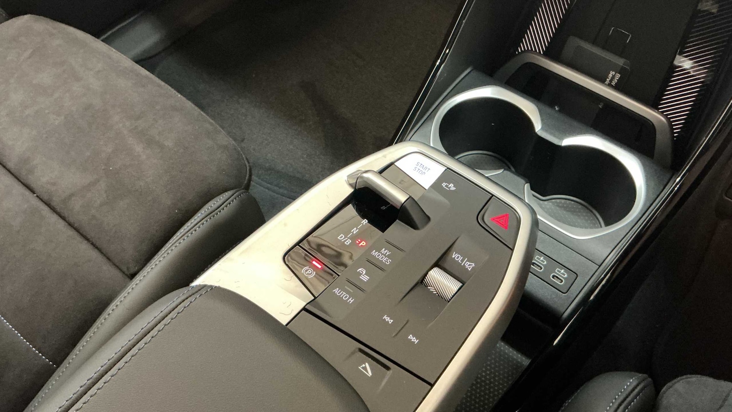 Used BMW iX2 2025 for sale - 76875670: Photo 9