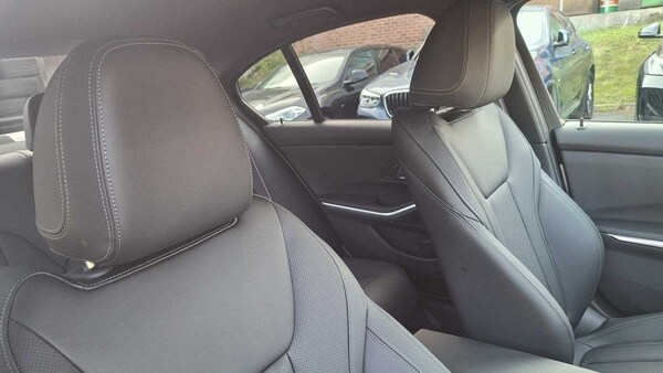 Used BMW 3 Series 2025 for sale - 75249100: Photo 17