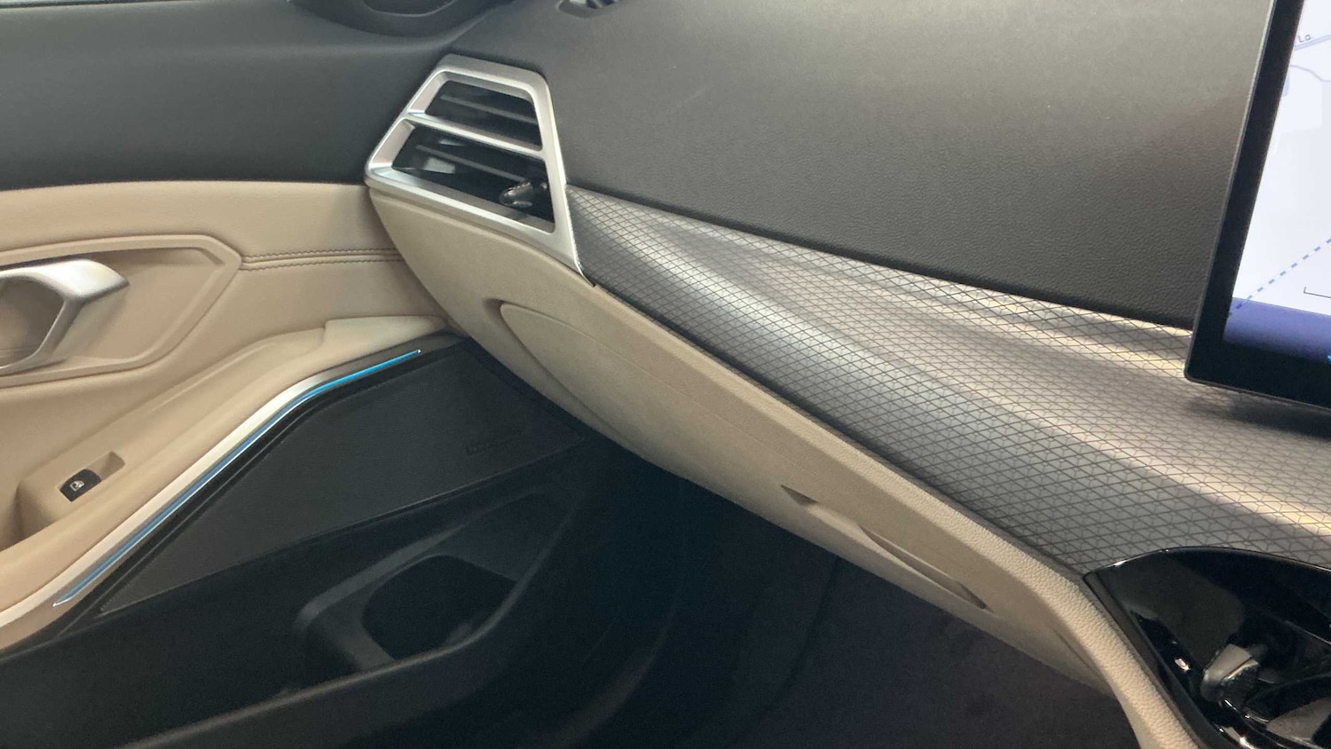 Used BMW 3 Series 2026 for sale - 78024231: Photo 30