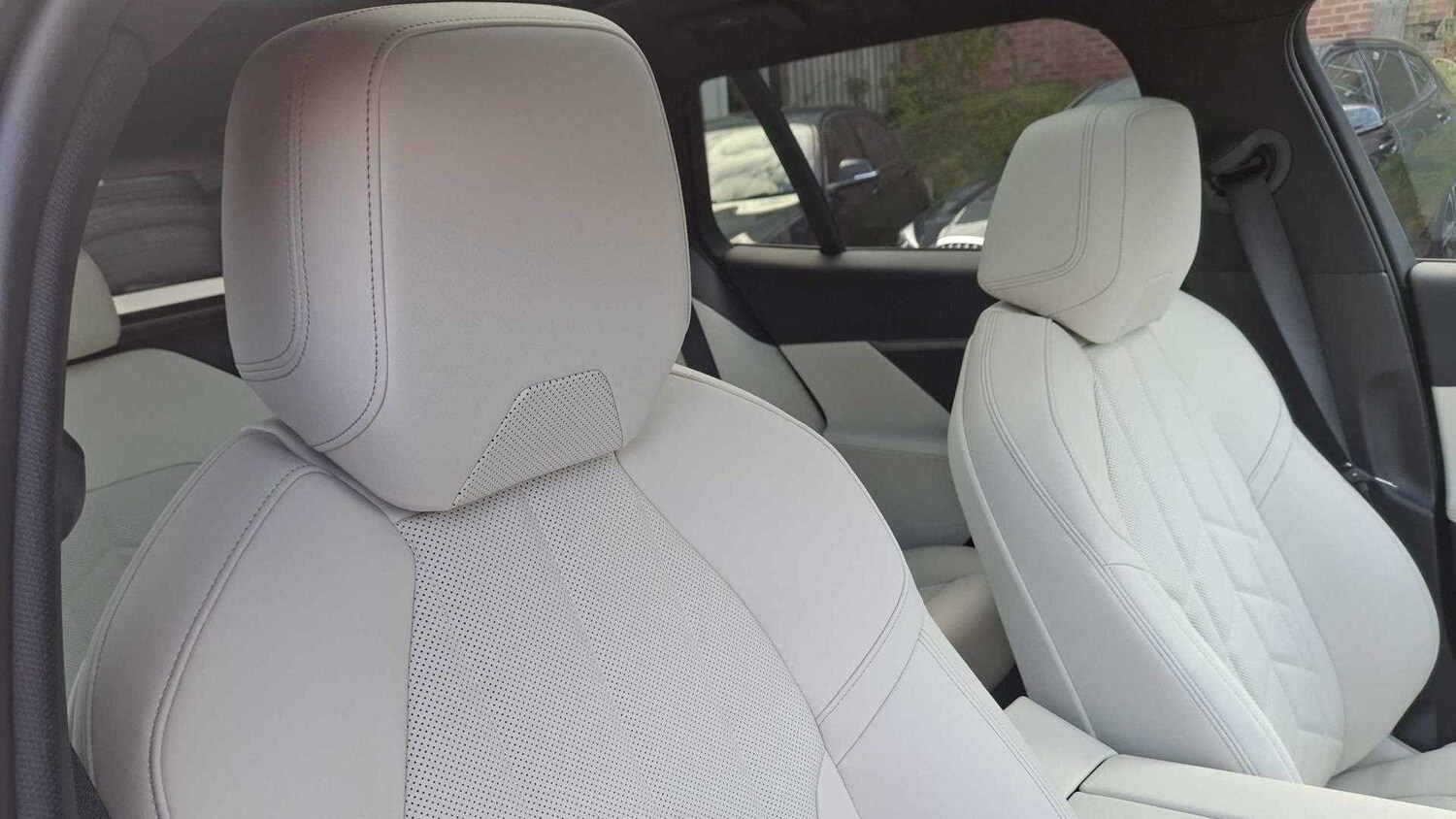 Used BMW 5 Series 2025 for sale - 76362556: Photo 23