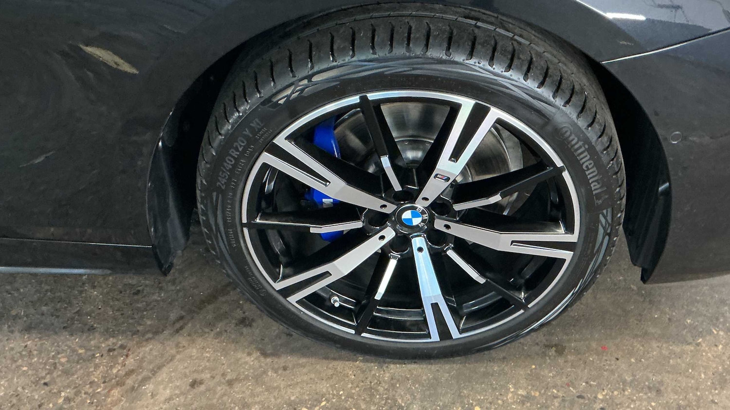 Used BMW 5 Series 2025 for sale - 76401409: Photo 11