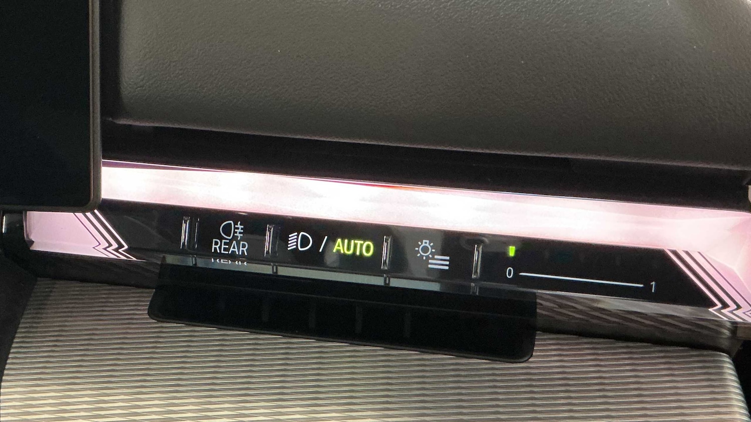 Used BMW 5 Series 2025 for sale - 76401409: Photo 29