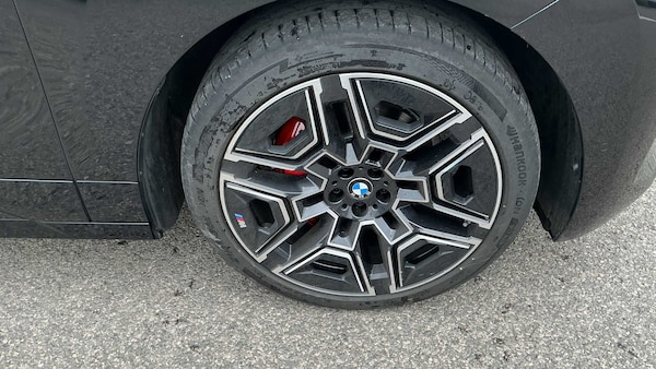 Used BMW iX 2025 for sale - 76339527: Photo 10