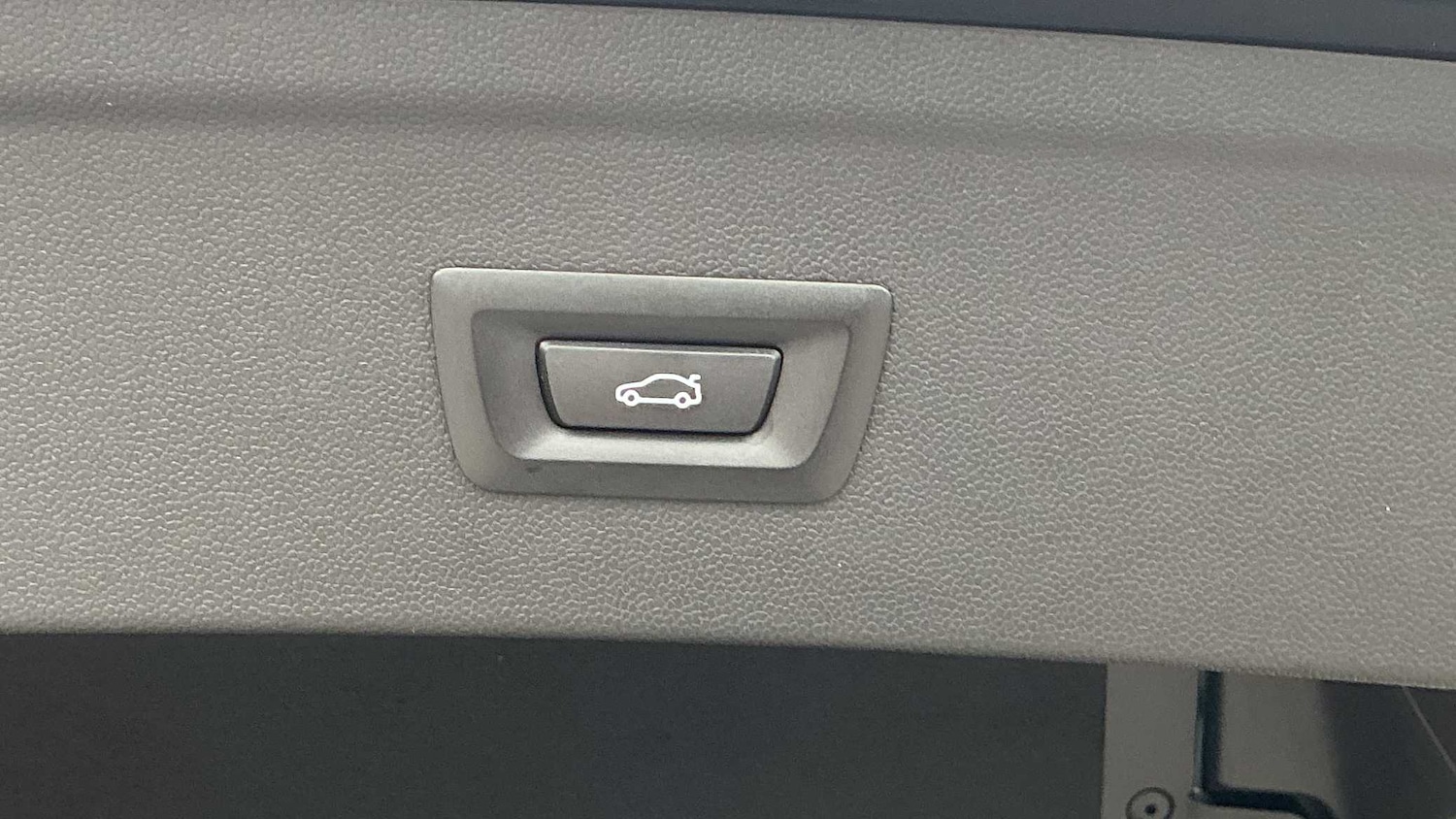 Used BMW iX 2025 for sale - 76339527: Photo 30