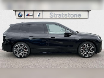 Used BMW iX 2025 for sale - 76339527: Photo 3