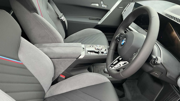 Used BMW iX 2025 for sale - 76339527: Photo 4
