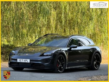 Used Porsche Taycan 2021 for sale - 79649611: Photo