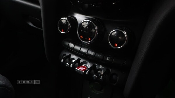 Used MINI Hatch 2015 for sale - 76248318: Photo 18