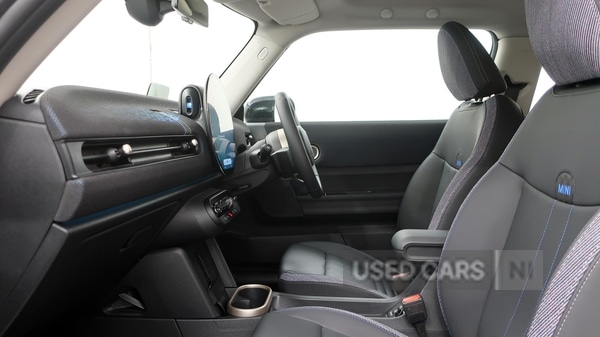 Used MINI Hatch 2024 for sale - 77958847: Photo 8