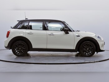 Used MINI Hatch 2020 for sale - 77238996: Photo