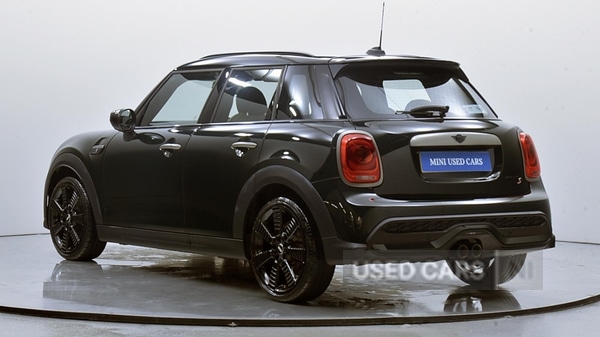 Used MINI Hatch 2022 for sale - 77345901: Photo 2