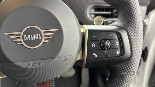 Used MINI Cooper 2025 for sale - 76659481: Photo 18