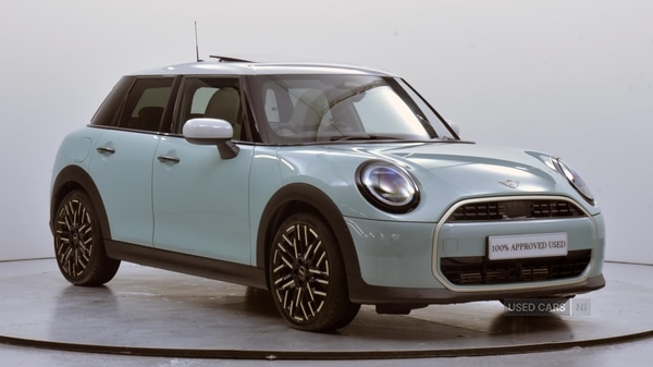 Used MINI Cooper 2025 for sale - 76936797: Photo 1