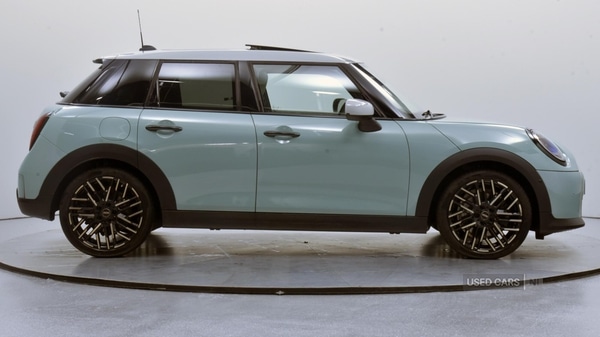 Used MINI Cooper 2025 for sale - 76936797: Photo 3