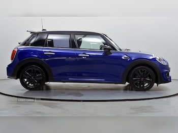 Used MINI Hatch 2019 for sale - 78677200: Photo