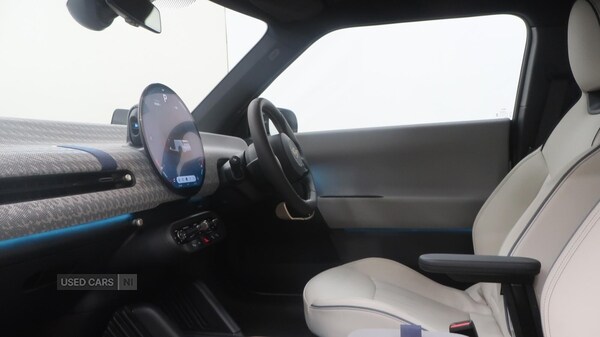 Used MINI Hatch 2025 for sale - 76998232: Photo 8