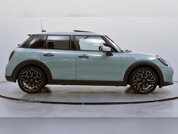 Used MINI Hatch 2025 for sale - 76772360: Photo