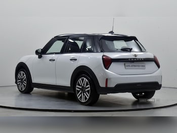 Used MINI Hatch 2026 for sale - 79192451: Photo
