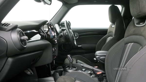 Used MINI Hatch 2021 for sale - 77978612: Photo 8