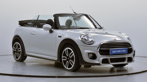 Used MINI Convertible 2017 for sale - 76802749: Photo 1